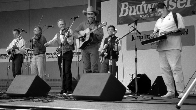 LA Fiddle Band Re-Union 1997 Guthrie.jpg